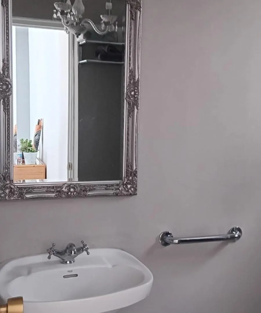 Apartamento En Primera Linea De Playa En Estepona