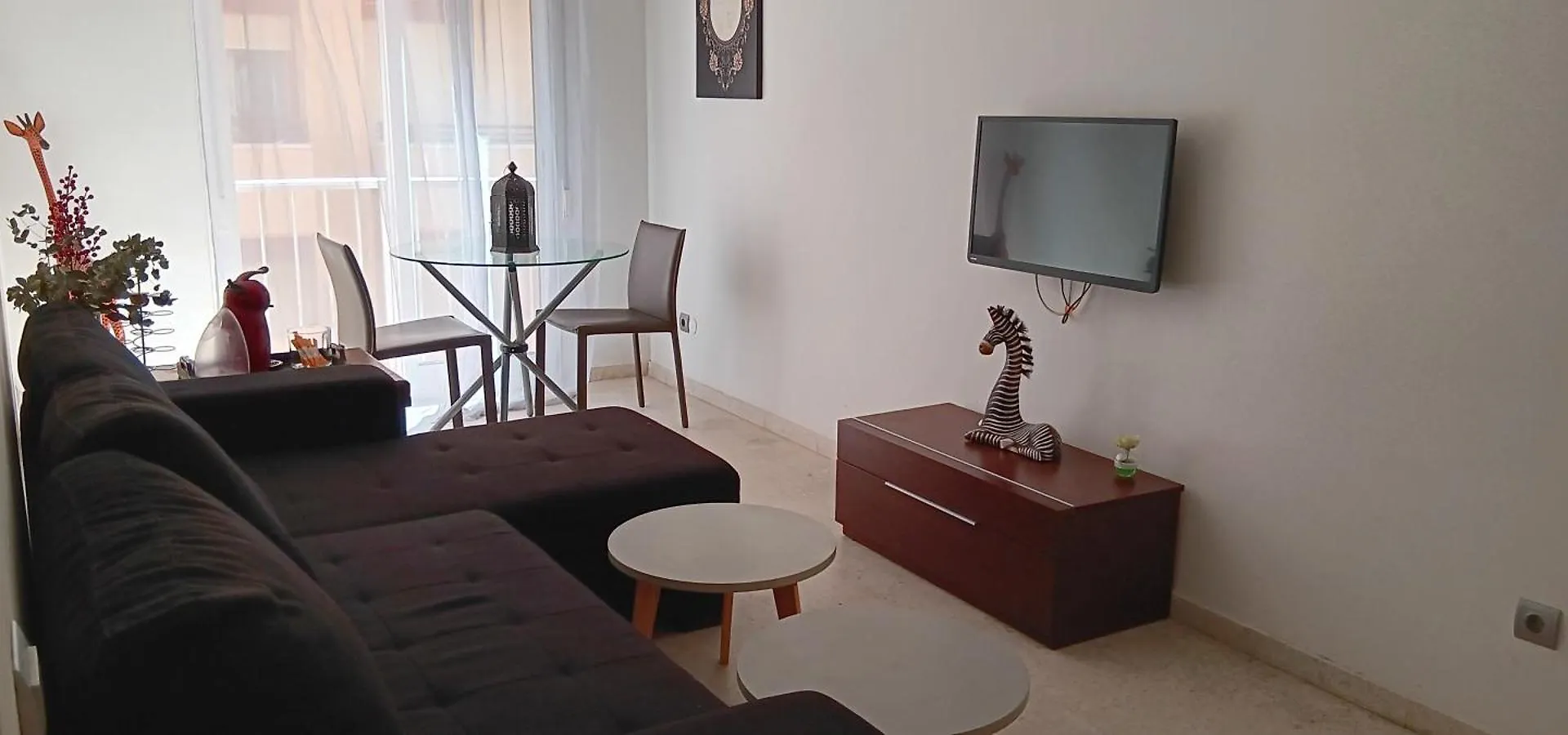 Apartamento En Primera Linea De Playa En Эстепона
